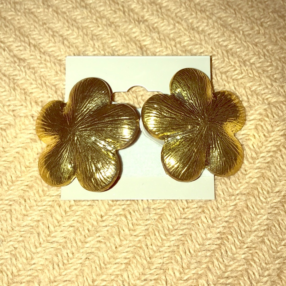 Flower Clip on Earrings